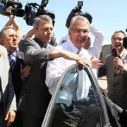 FLAŞ.. SADE VEKİL BAYKAL MECLİS TE 